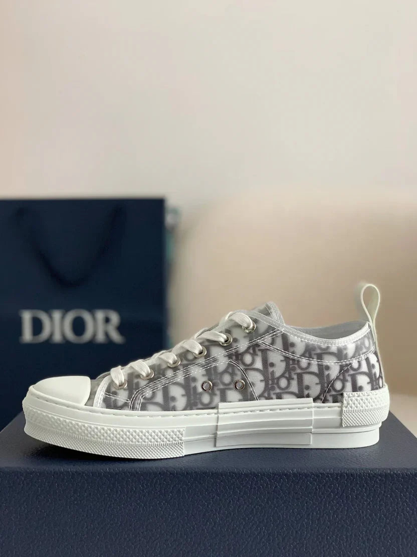 DIOR SNEAKER