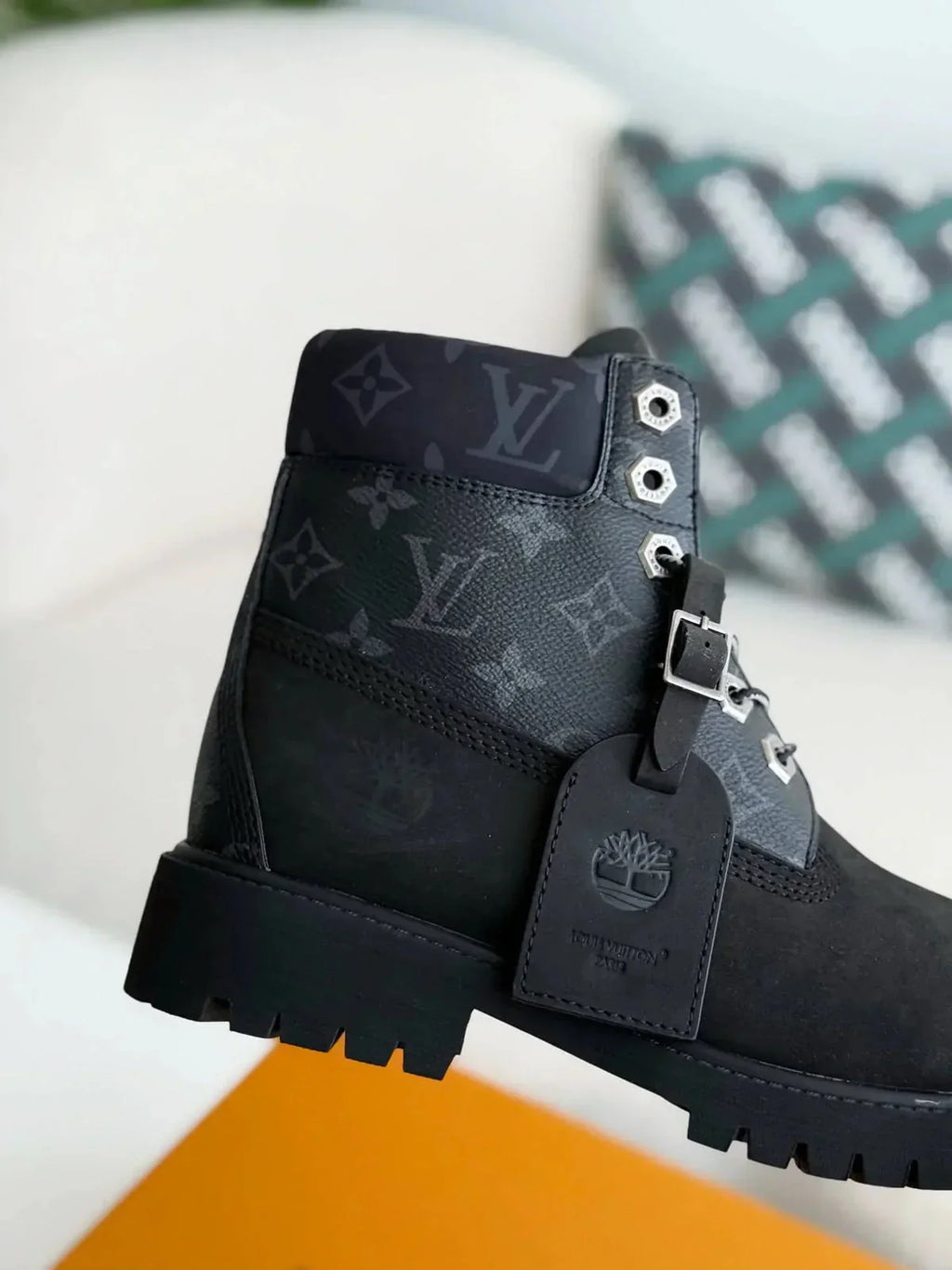 TIMBERLAND X LOUIS VUITTON