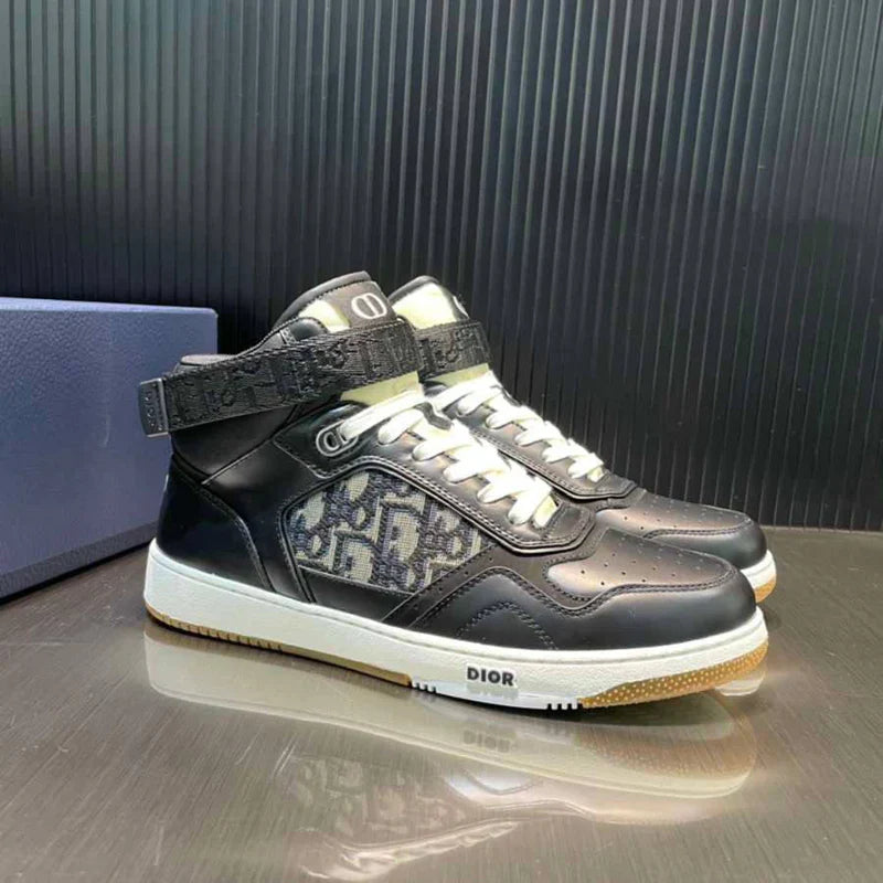 DIOR SNEAKER