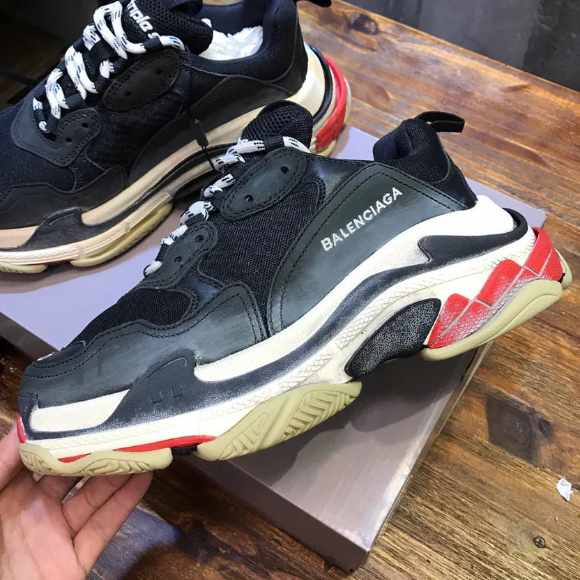 BALENCIAGA SNEAKER